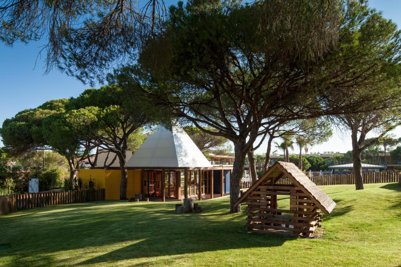 Epic Sana Algarve Hotel Албуфейра Екстериор снимка The school's campus