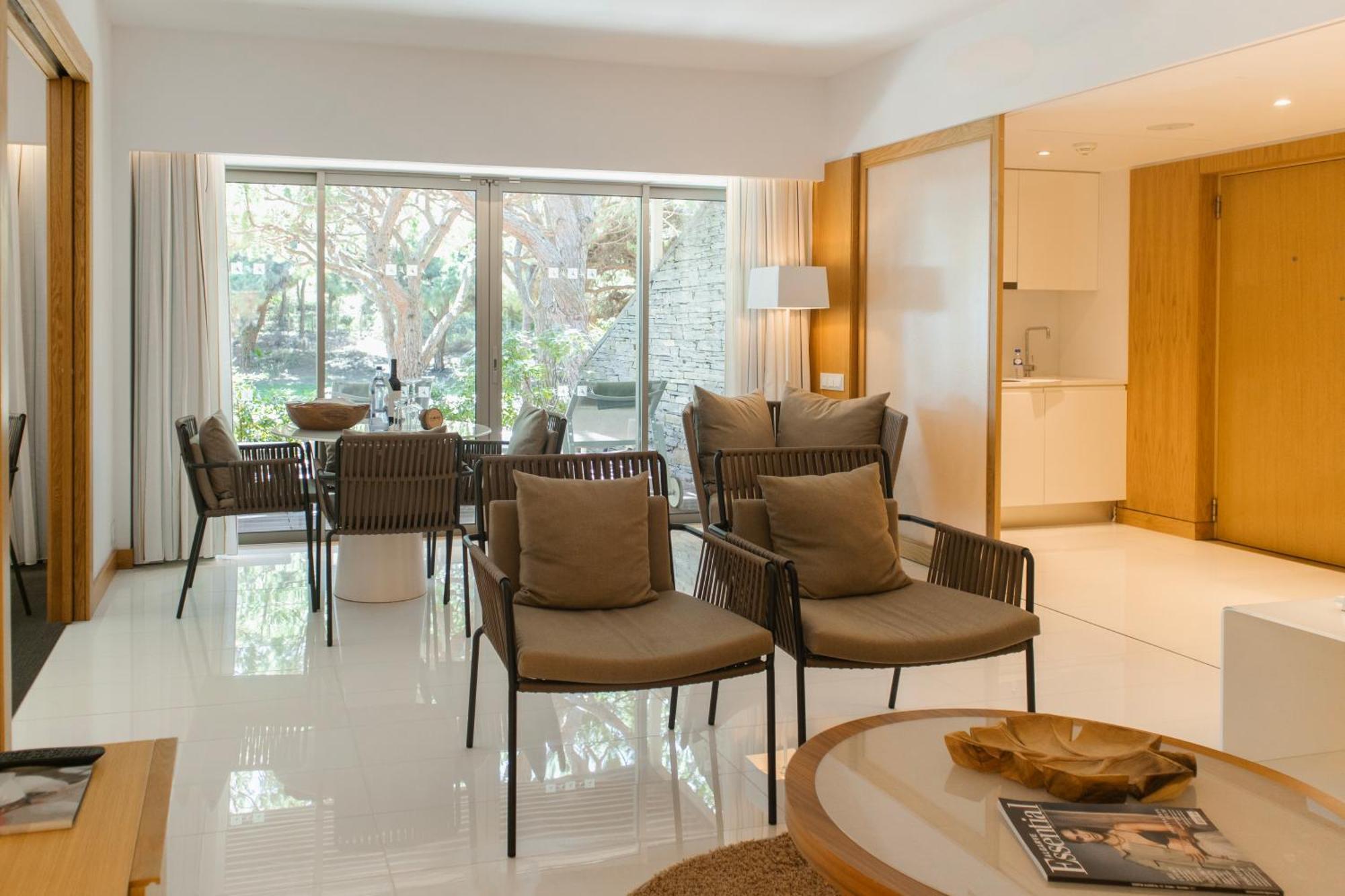 Epic Sana Algarve Hotel Албуфейра Стая снимка A living room at the Mandarin Oriental, Mexico City