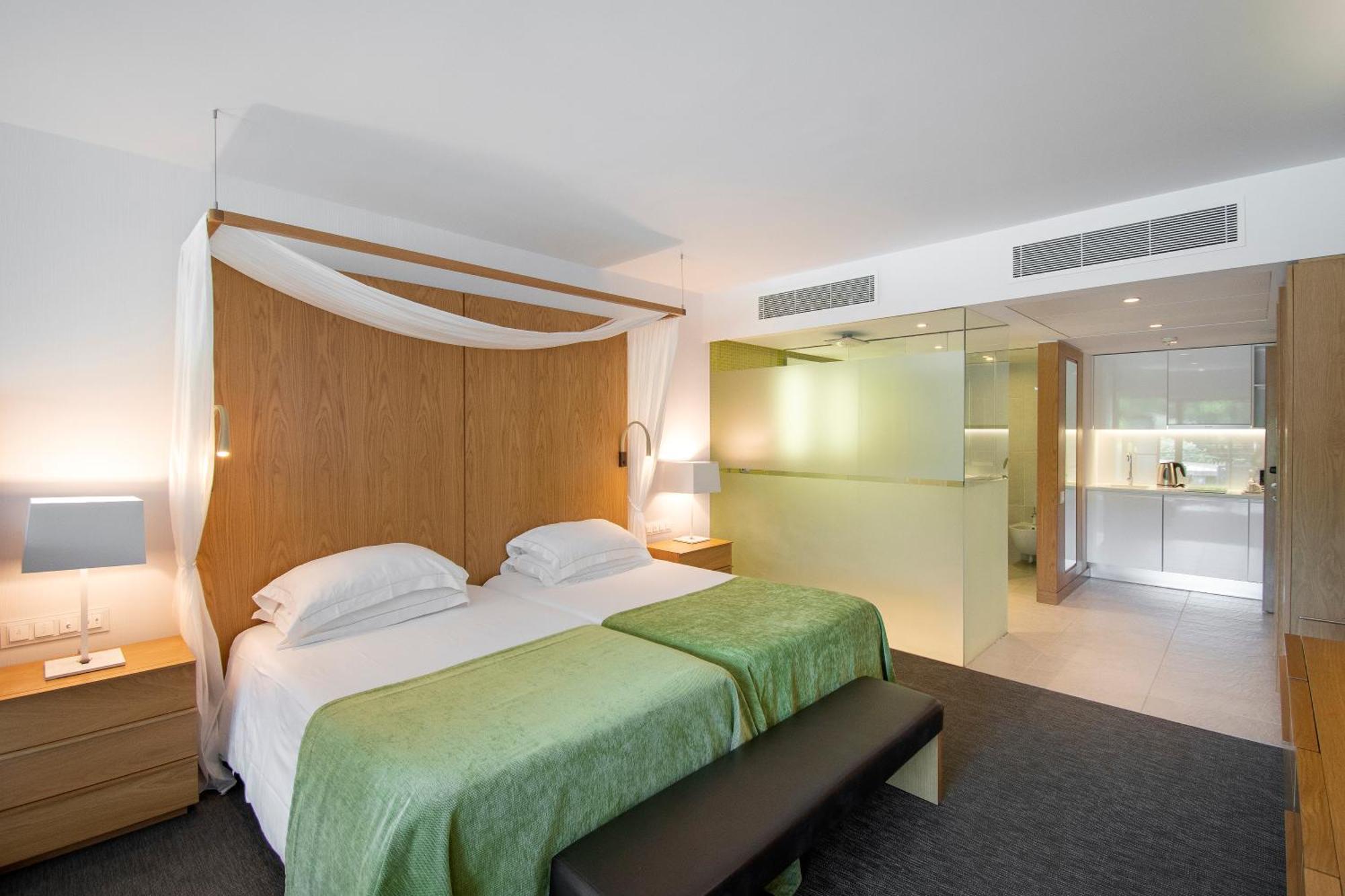 Epic Sana Algarve Hotel Албуфейра Стая снимка A room at the hotel